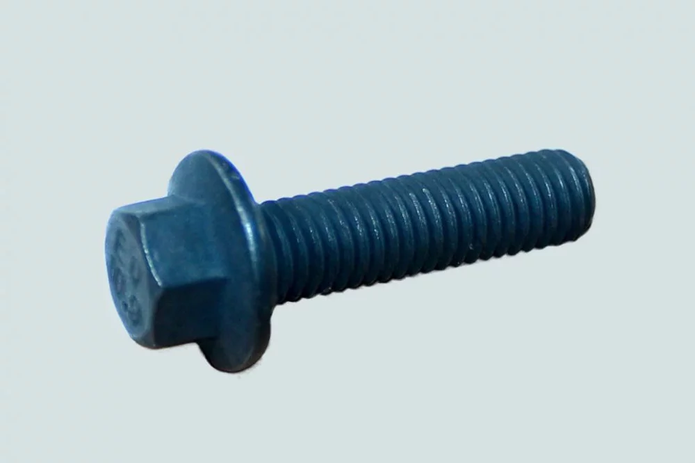 фото болт крепления кронштейна вентилятора (м8х1,25х30) евро 3,4 isbe, isf dcec 2830411 