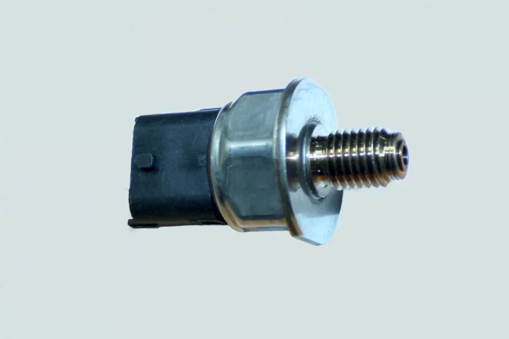 фото датчик давления в топливной рампе isf3.8 (eвро-4) 5315095 