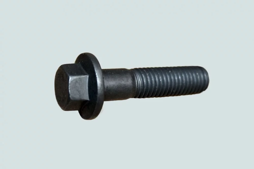 фото болт с фланцем и шестигр. головкой  (м12х1,75х50) крепления маховика isf2.8 dcec 3902116 